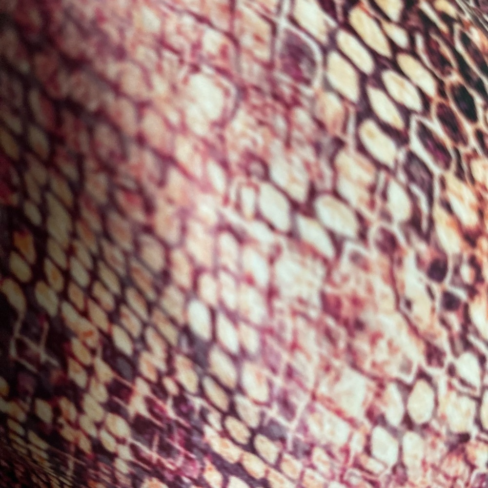 Snake print bikini swimsuit top - Picture 3 of 3